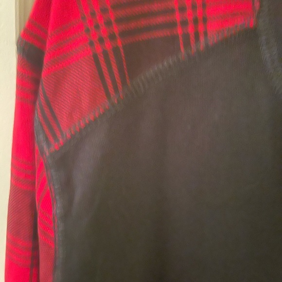 Chaps Black and Red Shirt Size XL NWT - Picture 2 of 3